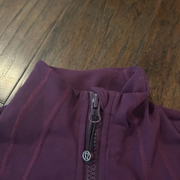 VGUC Lululemon Define Jacket size 6 Marvel Color - Picture 6 of 7